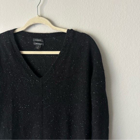 Halogen Speckle Black Cashmere Vneck Sweater Medium - Picture 2 of 7